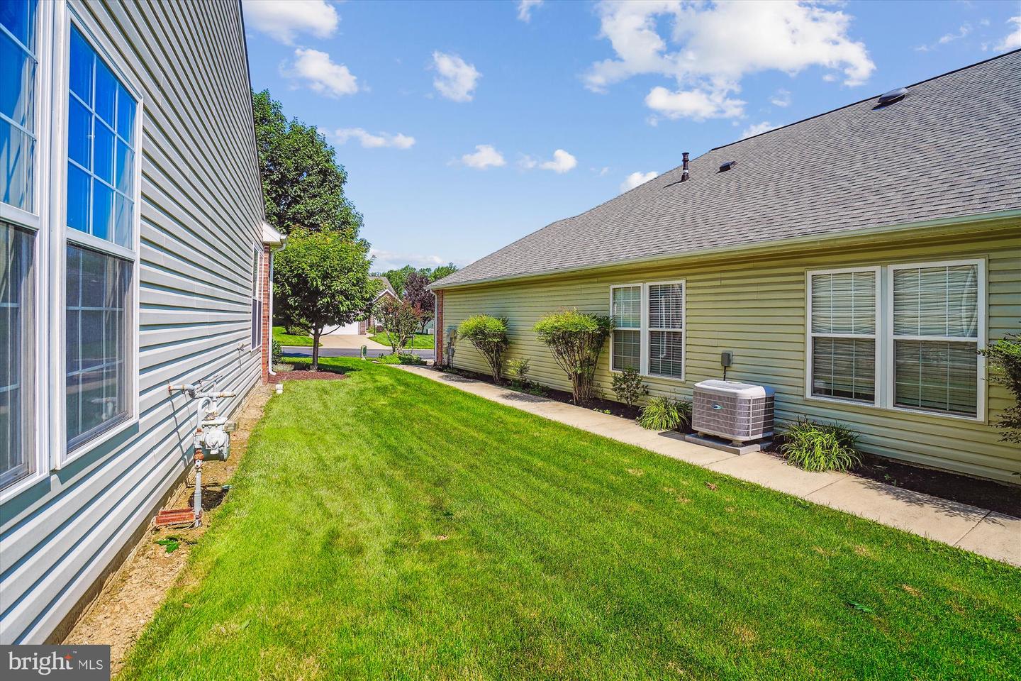 16916 FOUR SEASONS DR, DUMFRIES, Virginia 22025, 2 Bedrooms Bedrooms, ,2 BathroomsBathrooms,Residential,For sale,16916 FOUR SEASONS DR,VAPW2097368 MLS # VAPW2097368