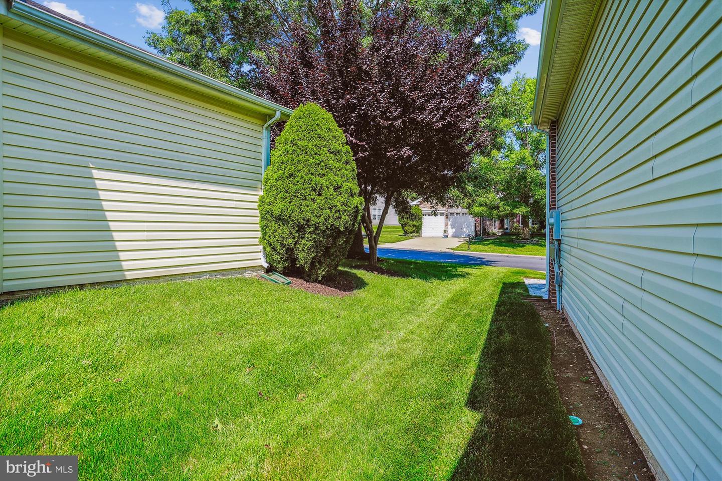 16916 FOUR SEASONS DR, DUMFRIES, Virginia 22025, 2 Bedrooms Bedrooms, ,2 BathroomsBathrooms,Residential,For sale,16916 FOUR SEASONS DR,VAPW2097368 MLS # VAPW2097368