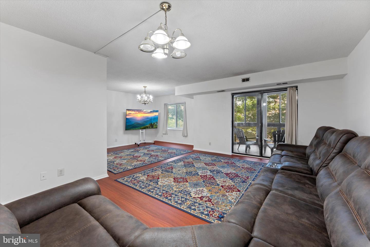 8360 GREENSBORO DR #321, MCLEAN, Virginia 22102, 2 Bedrooms Bedrooms, ,2 BathroomsBathrooms,Residential,For sale,8360 GREENSBORO DR #321,VAFX2248586 MLS # VAFX2248586