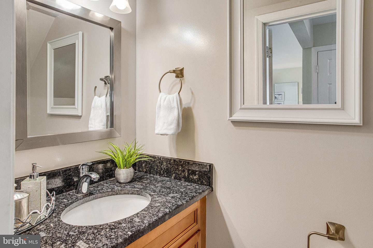 2870 BURGUNDY PL, WOODBRIDGE, Virginia 22192, 3 Bedrooms Bedrooms, ,1 BathroomBathrooms,Residential,For sale,2870 BURGUNDY PL,VAPW2097384 MLS # VAPW2097384