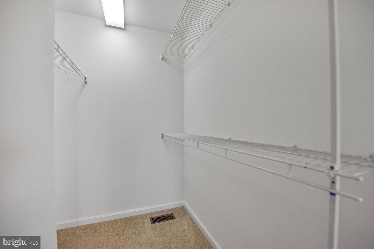 21895 ELKINS TER #301, STERLING, Virginia 20166, 2 Bedrooms Bedrooms, ,2 BathroomsBathrooms,Residential,For sale,21895 ELKINS TER #301,VALO2099912 MLS # VALO2099912