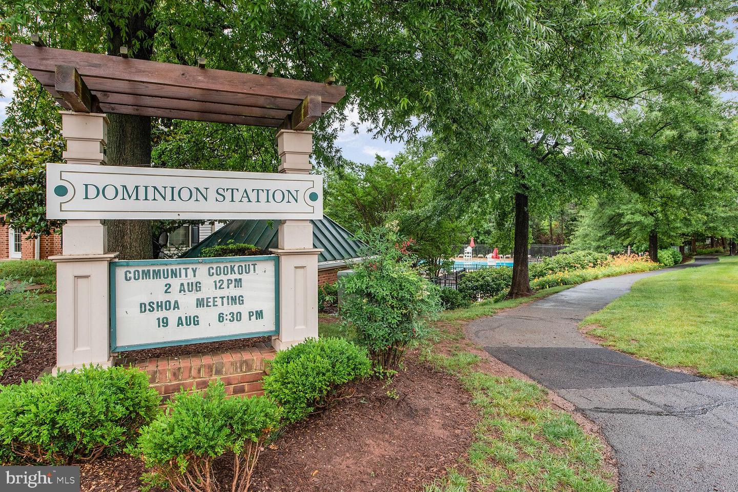 21895 ELKINS TER #301, STERLING, Virginia 20166, 2 Bedrooms Bedrooms, ,2 BathroomsBathrooms,Residential,For sale,21895 ELKINS TER #301,VALO2099912 MLS # VALO2099912