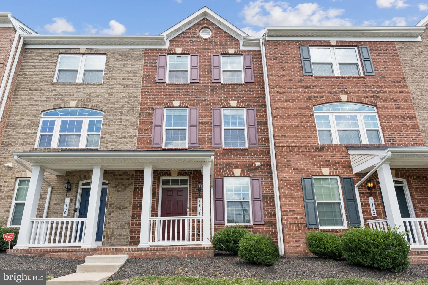 1734 FEATHERSTONE RD, WOODBRIDGE, Virginia 22191, 2 Bedrooms Bedrooms, ,2 BathroomsBathrooms,Residential,For sale,1734 FEATHERSTONE RD,VAPW2097404 MLS # VAPW2097404