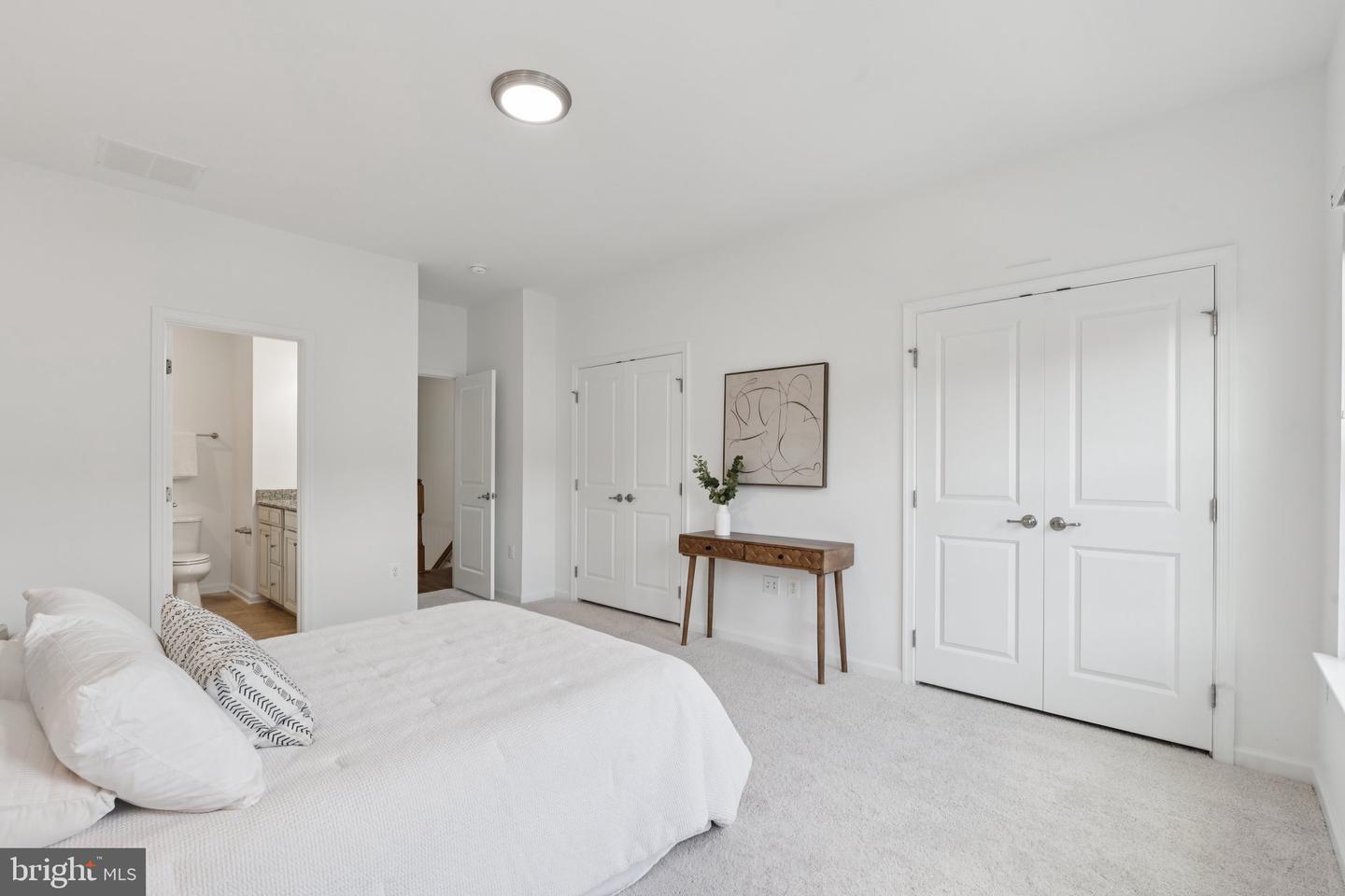 1734 FEATHERSTONE RD, WOODBRIDGE, Virginia 22191, 2 Bedrooms Bedrooms, ,2 BathroomsBathrooms,Residential,For sale,1734 FEATHERSTONE RD,VAPW2097404 MLS # VAPW2097404