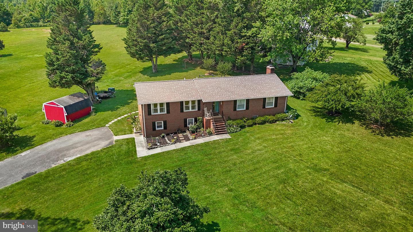 10411 GORDON RD, SPOTSYLVANIA, Virginia 22553, 5 Bedrooms Bedrooms, ,3 BathroomsBathrooms,Residential,For sale,10411 GORDON RD,VASP2034044 MLS # VASP2034044