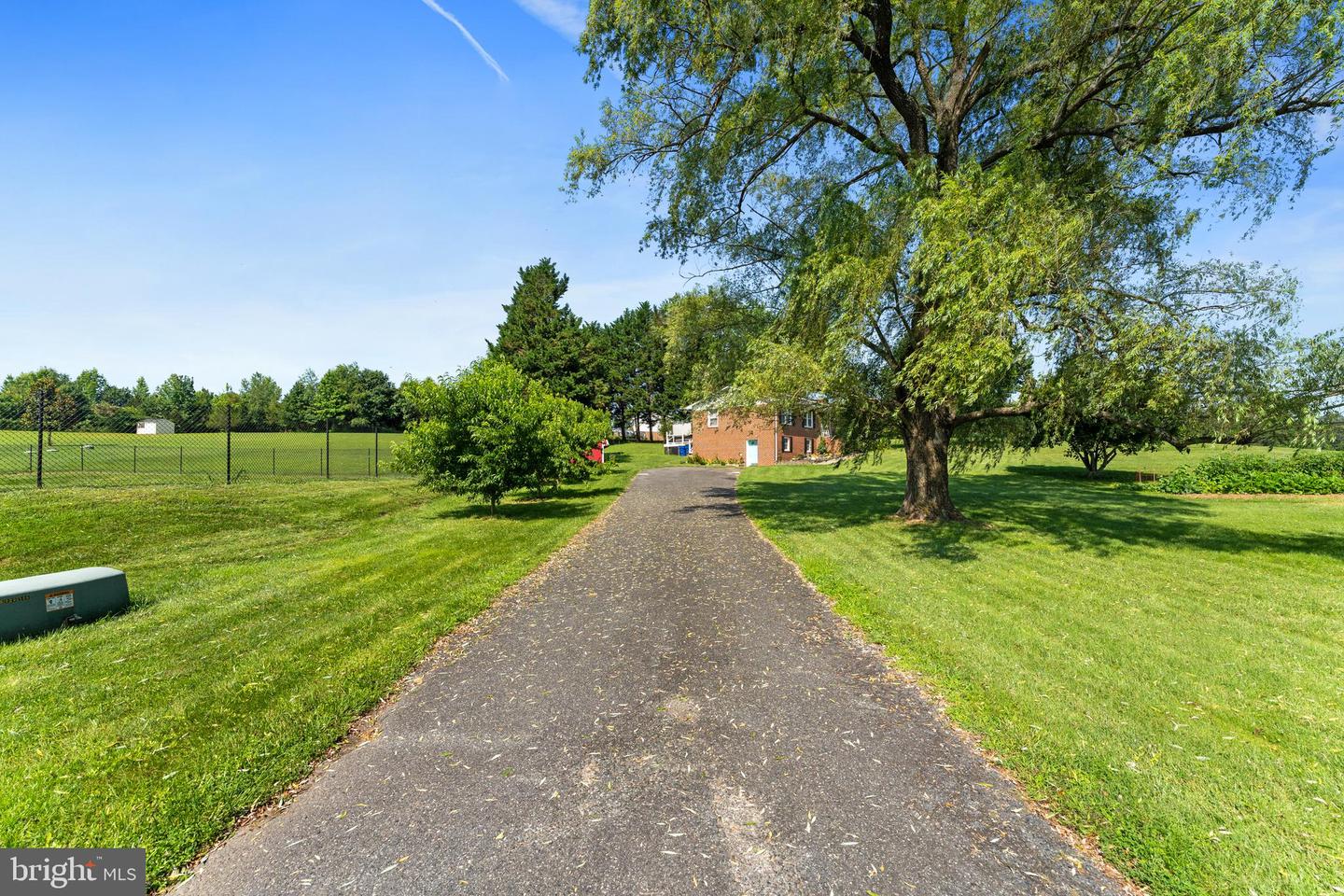 10411 GORDON RD, SPOTSYLVANIA, Virginia 22553, 5 Bedrooms Bedrooms, ,3 BathroomsBathrooms,Residential,For sale,10411 GORDON RD,VASP2034044 MLS # VASP2034044