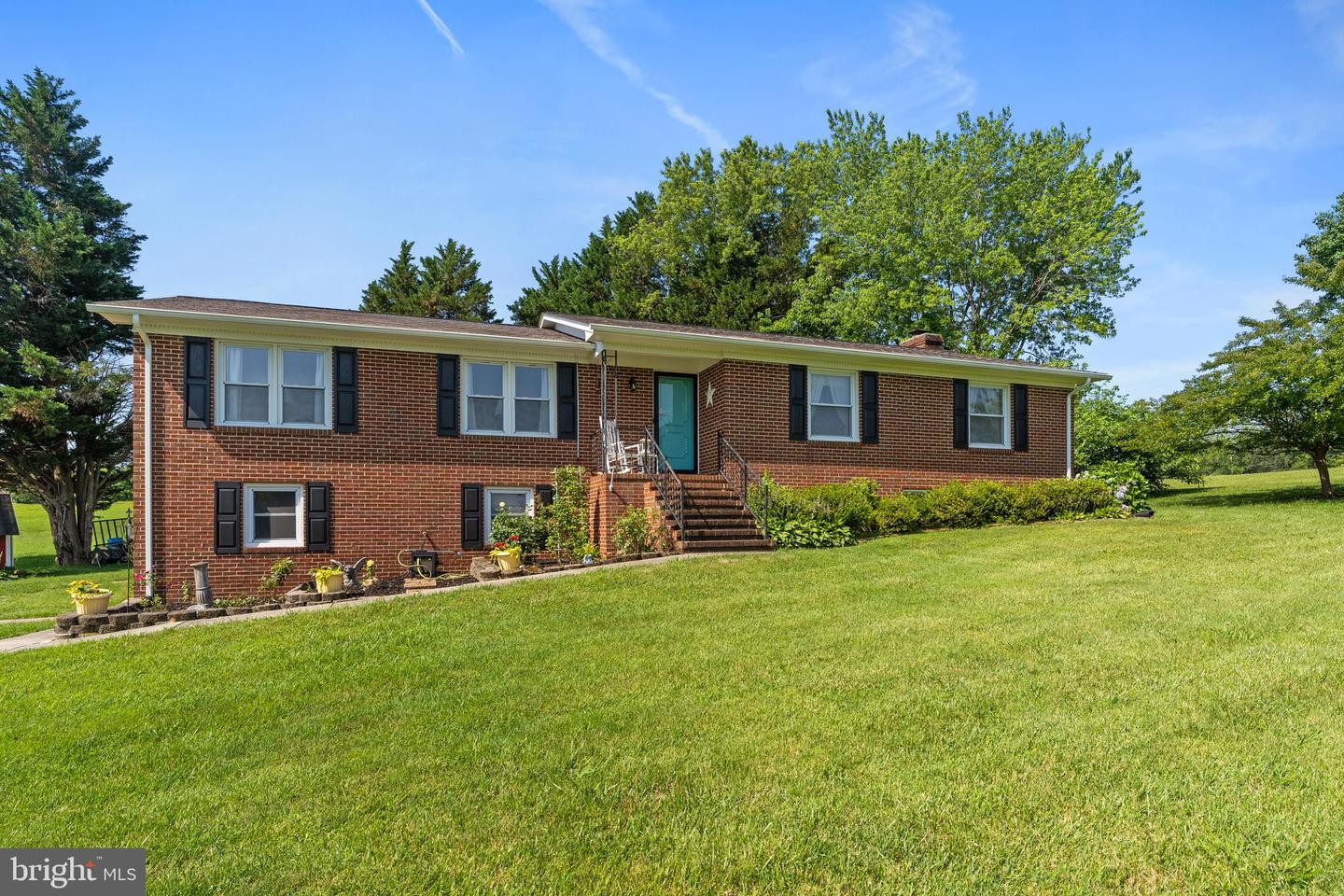 10411 GORDON RD, SPOTSYLVANIA, Virginia 22553, 5 Bedrooms Bedrooms, ,3 BathroomsBathrooms,Residential,For sale,10411 GORDON RD,VASP2034044 MLS # VASP2034044