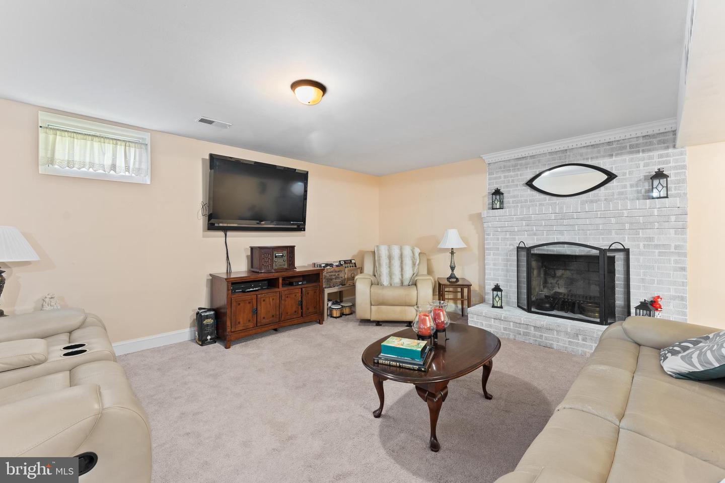 10411 GORDON RD, SPOTSYLVANIA, Virginia 22553, 5 Bedrooms Bedrooms, ,3 BathroomsBathrooms,Residential,For sale,10411 GORDON RD,VASP2034044 MLS # VASP2034044
