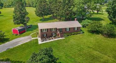 10411 GORDON RD, SPOTSYLVANIA, Virginia 22553, 5 Bedrooms Bedrooms, ,3 BathroomsBathrooms,Residential,For sale,10411 GORDON RD,VASP2034044 MLS # VASP2034044