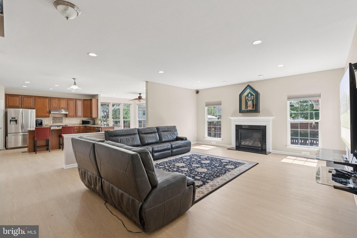 5402 LOGGERHEAD PL, WOODBRIDGE, Virginia 22193, 6 Bedrooms Bedrooms, ,5 BathroomsBathrooms,Residential,For sale,5402 LOGGERHEAD PL,VAPW2097412 MLS # VAPW2097412