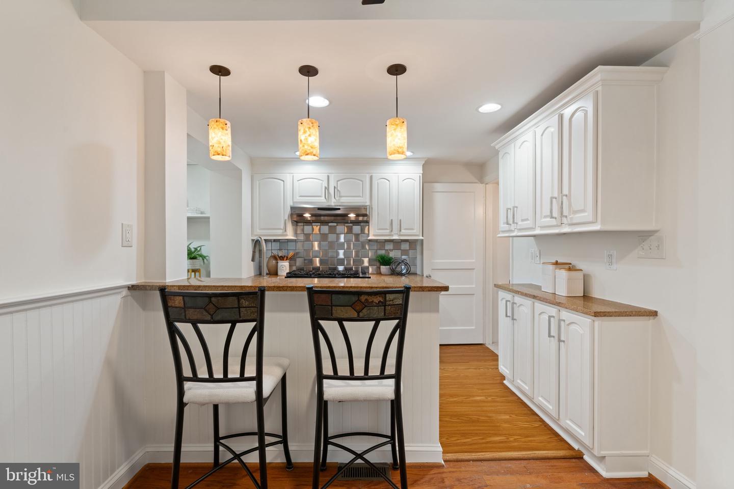 5909 EDGEHILL DR, ALEXANDRIA, Virginia 22303, 3 Bedrooms Bedrooms, ,2 BathroomsBathrooms,Residential,For sale,5909 EDGEHILL DR,VAFX2248856 MLS # VAFX2248856