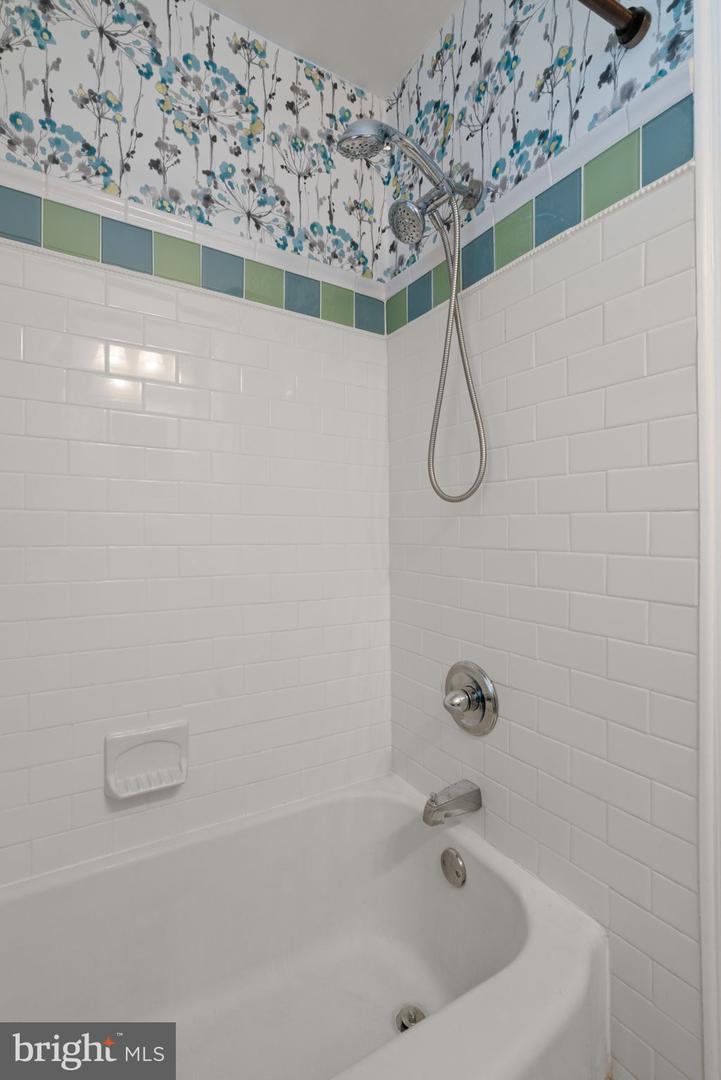 5909 EDGEHILL DR, ALEXANDRIA, Virginia 22303, 3 Bedrooms Bedrooms, ,2 BathroomsBathrooms,Residential,For sale,5909 EDGEHILL DR,VAFX2248856 MLS # VAFX2248856