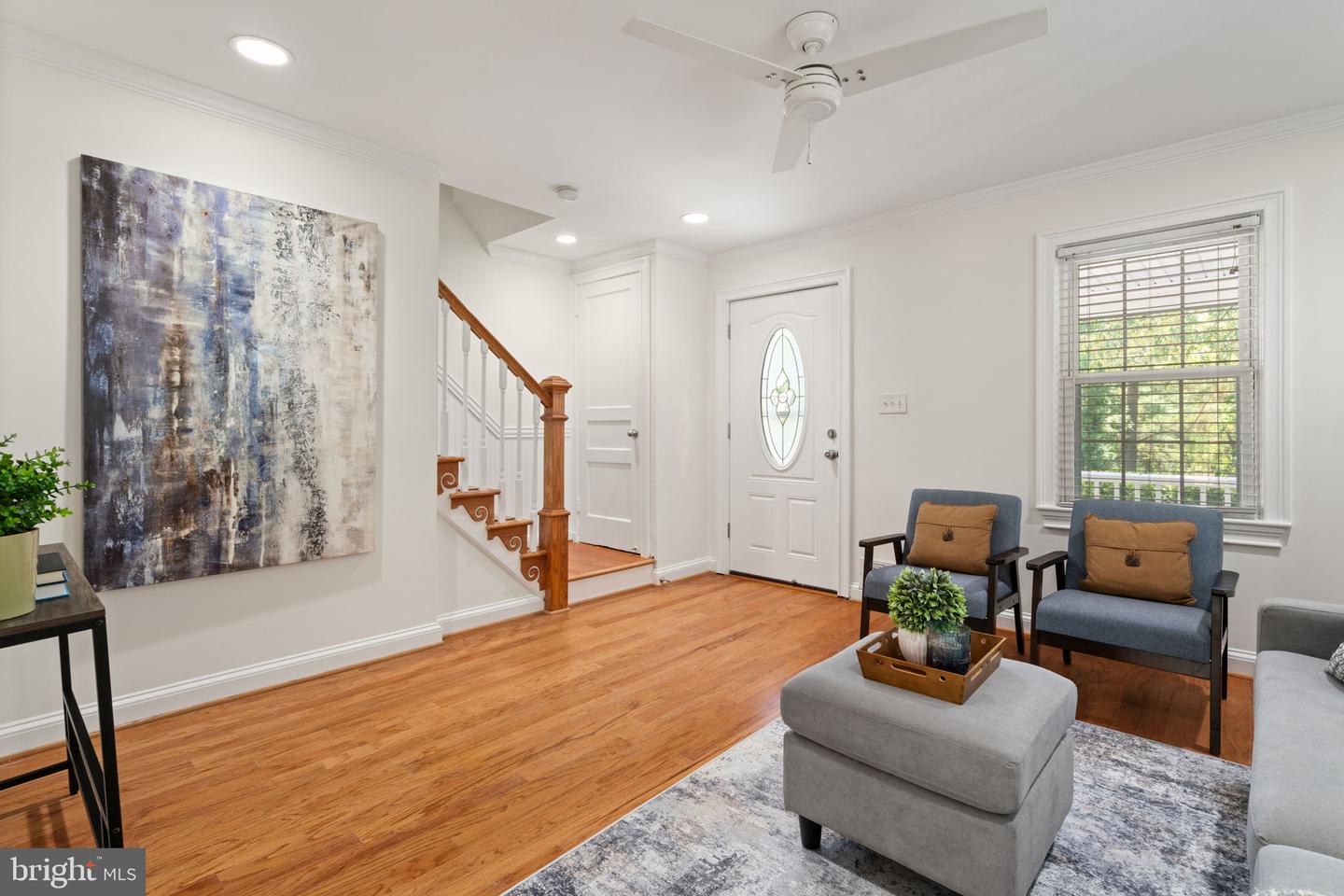 5909 EDGEHILL DR, ALEXANDRIA, Virginia 22303, 3 Bedrooms Bedrooms, ,2 BathroomsBathrooms,Residential,For sale,5909 EDGEHILL DR,VAFX2248856 MLS # VAFX2248856