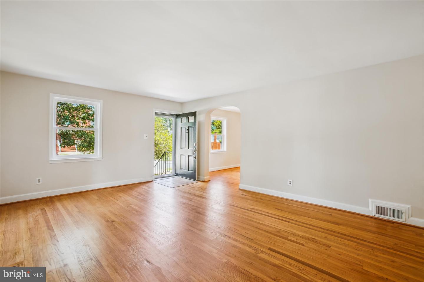 5909 FREDERICK ST, SPRINGFIELD, Virginia 22150, 4 Bedrooms Bedrooms, ,2 BathroomsBathrooms,Residential,For sale,5909 FREDERICK ST,VAFX2248870 MLS # VAFX2248870