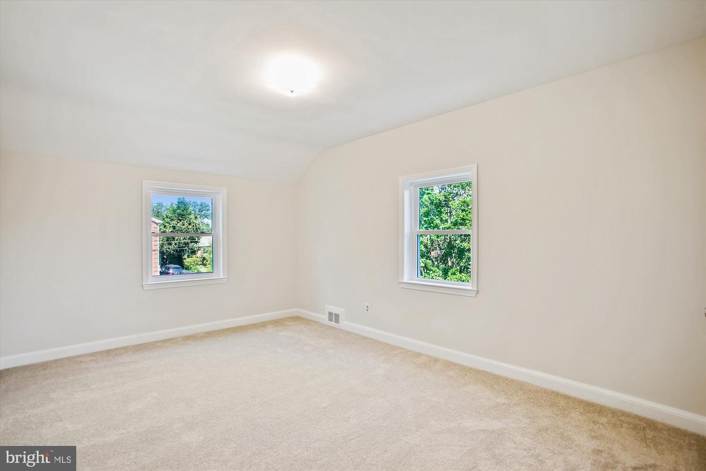 5909 FREDERICK ST, SPRINGFIELD, Virginia 22150, 4 Bedrooms Bedrooms, ,2 BathroomsBathrooms,Residential,For sale,5909 FREDERICK ST,VAFX2248870 MLS # VAFX2248870