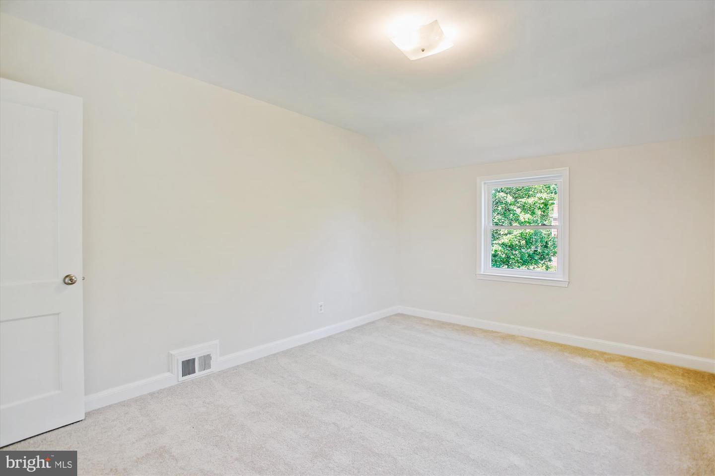 5909 FREDERICK ST, SPRINGFIELD, Virginia 22150, 4 Bedrooms Bedrooms, ,2 BathroomsBathrooms,Residential,For sale,5909 FREDERICK ST,VAFX2248870 MLS # VAFX2248870