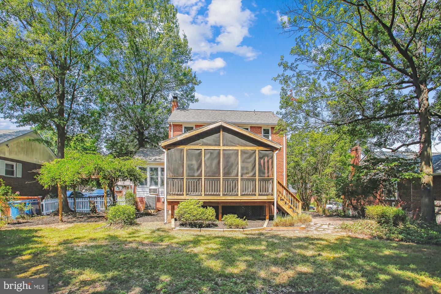 5909 FREDERICK ST, SPRINGFIELD, Virginia 22150, 4 Bedrooms Bedrooms, ,2 BathroomsBathrooms,Residential,For sale,5909 FREDERICK ST,VAFX2248870 MLS # VAFX2248870