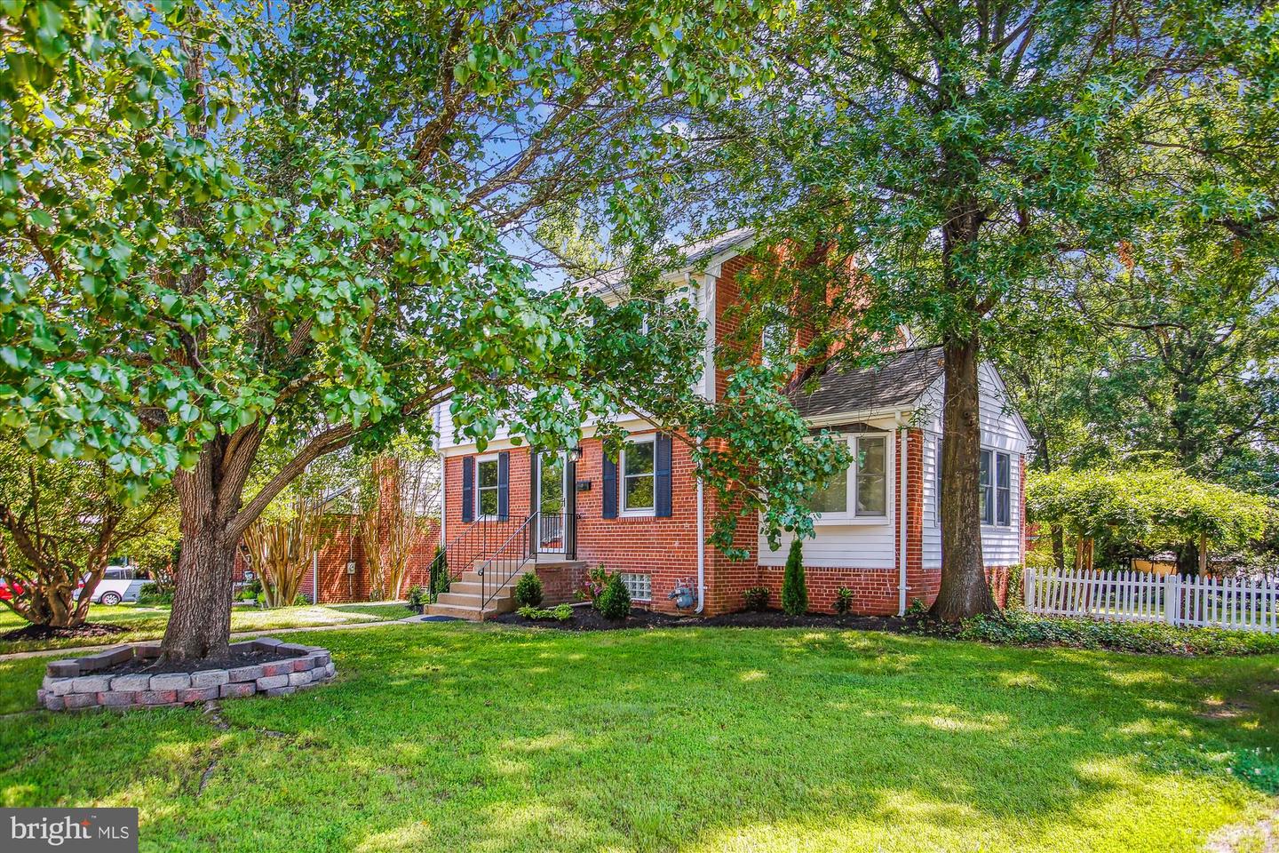 5909 FREDERICK ST, SPRINGFIELD, Virginia 22150, 4 Bedrooms Bedrooms, ,2 BathroomsBathrooms,Residential,For sale,5909 FREDERICK ST,VAFX2248870 MLS # VAFX2248870