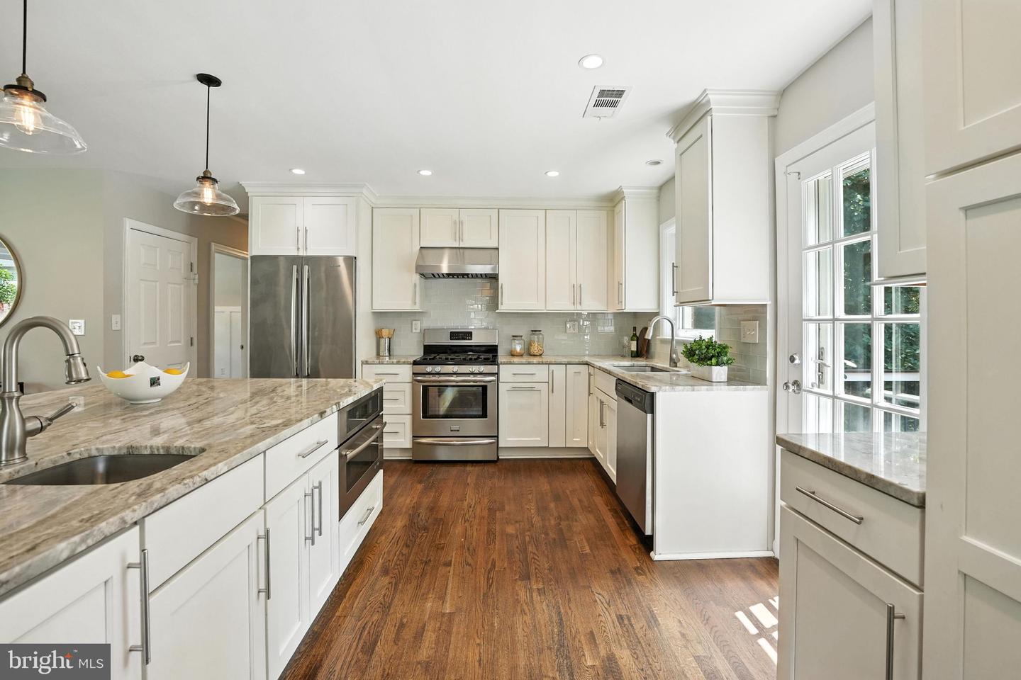 3200 PROSPERITY AVE, FAIRFAX, Virginia 22031, 4 Bedrooms Bedrooms, ,3 BathroomsBathrooms,Residential,For sale,3200 PROSPERITY AVE,VAFX2248872 MLS # VAFX2248872