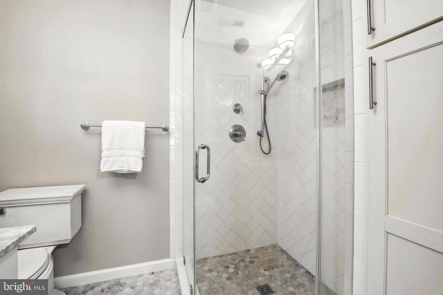 3200 PROSPERITY AVE, FAIRFAX, Virginia 22031, 4 Bedrooms Bedrooms, ,3 BathroomsBathrooms,Residential,For sale,3200 PROSPERITY AVE,VAFX2248872 MLS # VAFX2248872