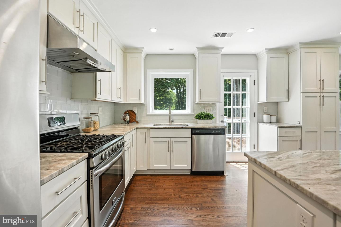 3200 PROSPERITY AVE, FAIRFAX, Virginia 22031, 4 Bedrooms Bedrooms, ,3 BathroomsBathrooms,Residential,For sale,3200 PROSPERITY AVE,VAFX2248872 MLS # VAFX2248872