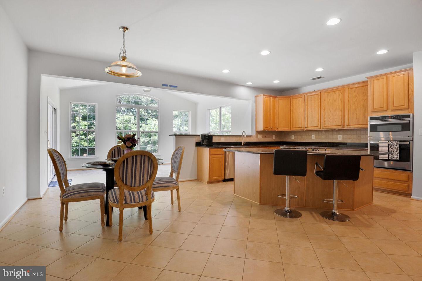 25817 SPRING FARM CIR, CHANTILLY, Virginia 20152, 4 Bedrooms Bedrooms, ,3 BathroomsBathrooms,Residential,For sale,25817 SPRING FARM CIR,VALO2099956 MLS # VALO2099956