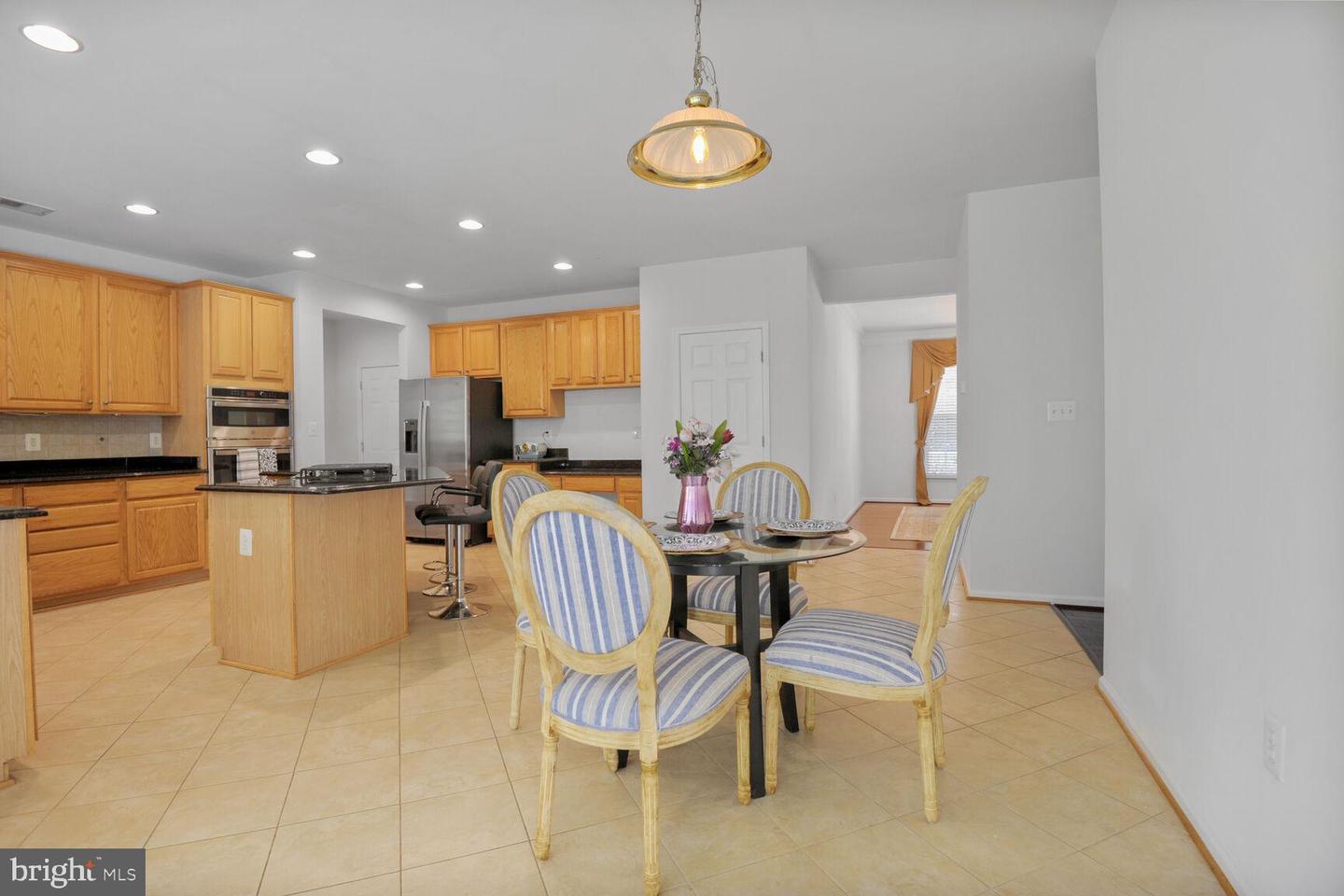 25817 SPRING FARM CIR, CHANTILLY, Virginia 20152, 4 Bedrooms Bedrooms, ,3 BathroomsBathrooms,Residential,For sale,25817 SPRING FARM CIR,VALO2099956 MLS # VALO2099956