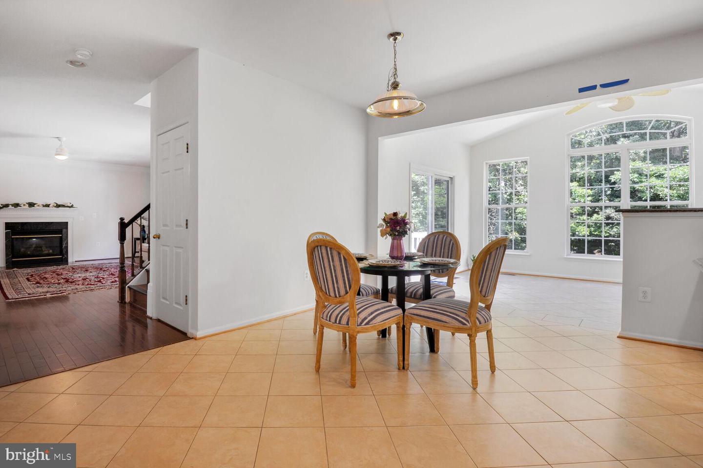 25817 SPRING FARM CIR, CHANTILLY, Virginia 20152, 4 Bedrooms Bedrooms, ,3 BathroomsBathrooms,Residential,For sale,25817 SPRING FARM CIR,VALO2099956 MLS # VALO2099956