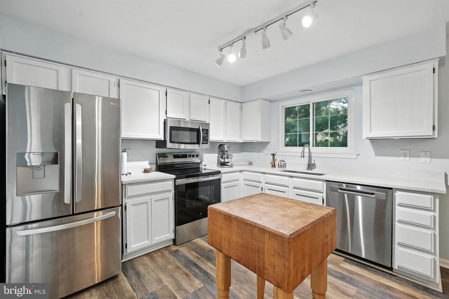732 BALLS BLUFF RD NE, LEESBURG, Virginia 20176, 3 Bedrooms Bedrooms, ,2 BathroomsBathrooms,Residential,For sale,732 BALLS BLUFF RD NE,VALO2099982 MLS # VALO2099982