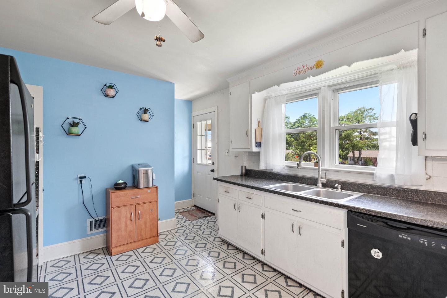130 MORNINGSIDE DR, CULPEPER, Virginia 22701, 3 Bedrooms Bedrooms, ,2 BathroomsBathrooms,Residential,For sale,130 MORNINGSIDE DR,VACU2010836 MLS # VACU2010836