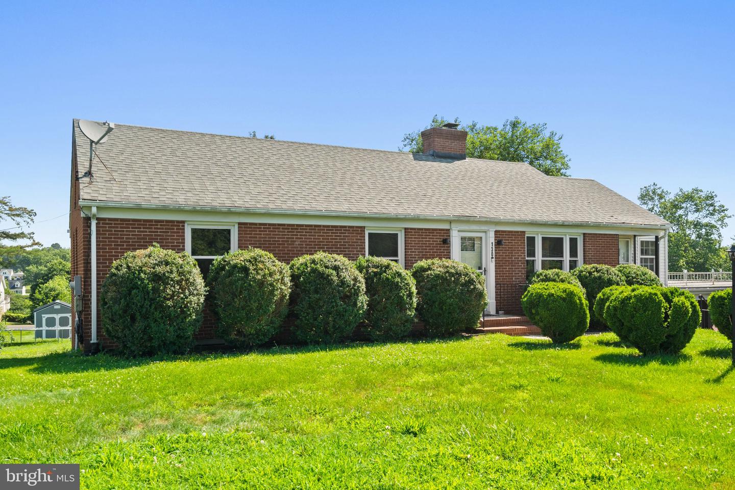 130 MORNINGSIDE DR, CULPEPER, Virginia 22701, 3 Bedrooms Bedrooms, ,2 BathroomsBathrooms,Residential,For sale,130 MORNINGSIDE DR,VACU2010836 MLS # VACU2010836