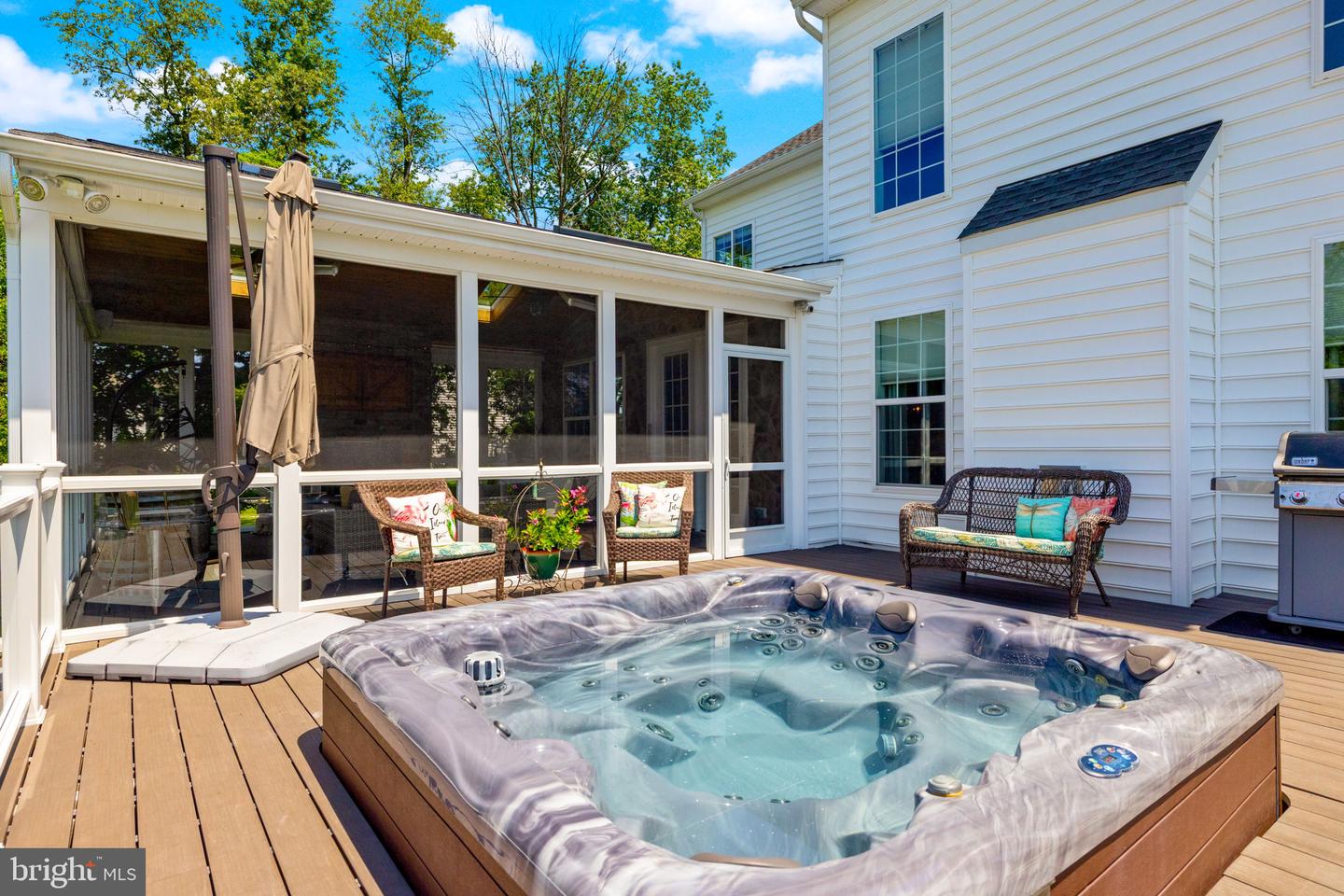 15019 LYNNFORD CT, WATERFORD, Virginia 20197, 4 Bedrooms Bedrooms, ,4 BathroomsBathrooms,Residential,For sale,15019 LYNNFORD CT,VALO2100000 MLS # VALO2100000