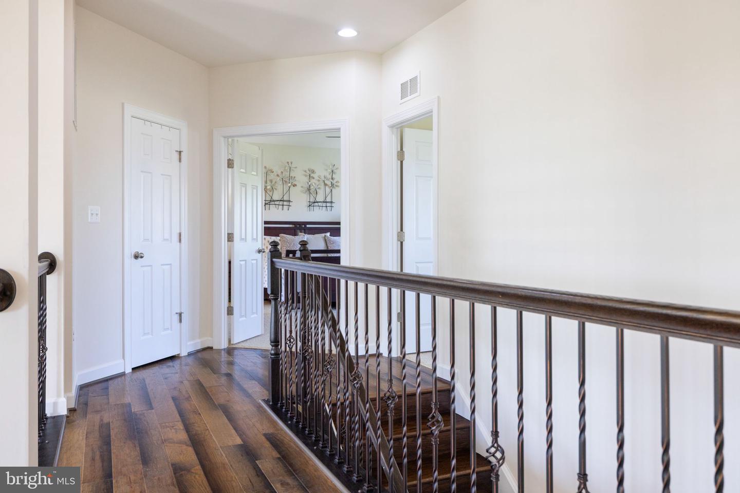 15019 LYNNFORD CT, WATERFORD, Virginia 20197, 4 Bedrooms Bedrooms, ,4 BathroomsBathrooms,Residential,For sale,15019 LYNNFORD CT,VALO2100000 MLS # VALO2100000