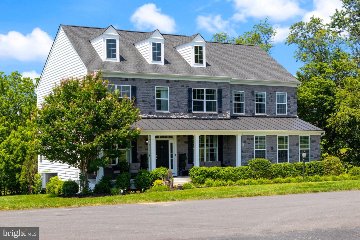 15019 LYNNFORD CT, WATERFORD, Virginia 20197, 4 Bedrooms Bedrooms, ,4 BathroomsBathrooms,Residential,For sale,15019 LYNNFORD CT,VALO2100000 MLS # VALO2100000