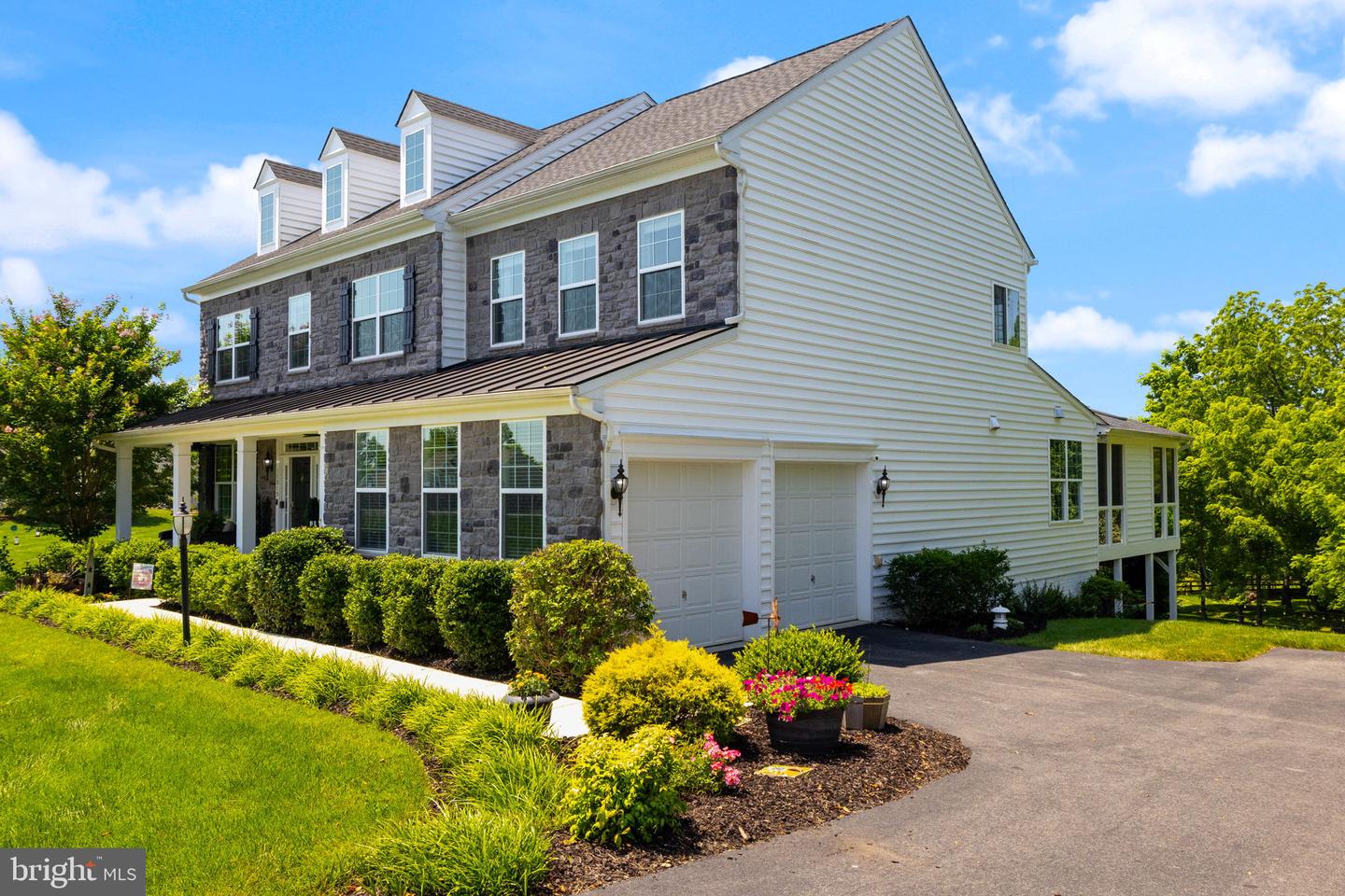 15019 LYNNFORD CT, WATERFORD, Virginia 20197, 4 Bedrooms Bedrooms, ,4 BathroomsBathrooms,Residential,For sale,15019 LYNNFORD CT,VALO2100000 MLS # VALO2100000