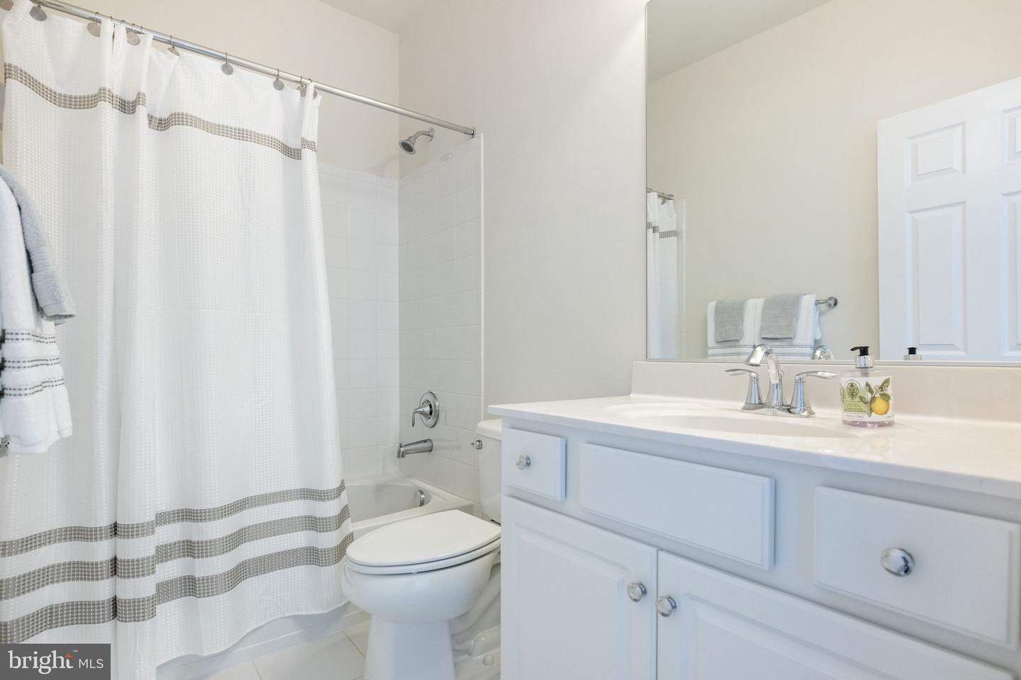 15019 LYNNFORD CT, WATERFORD, Virginia 20197, 4 Bedrooms Bedrooms, ,4 BathroomsBathrooms,Residential,For sale,15019 LYNNFORD CT,VALO2100000 MLS # VALO2100000