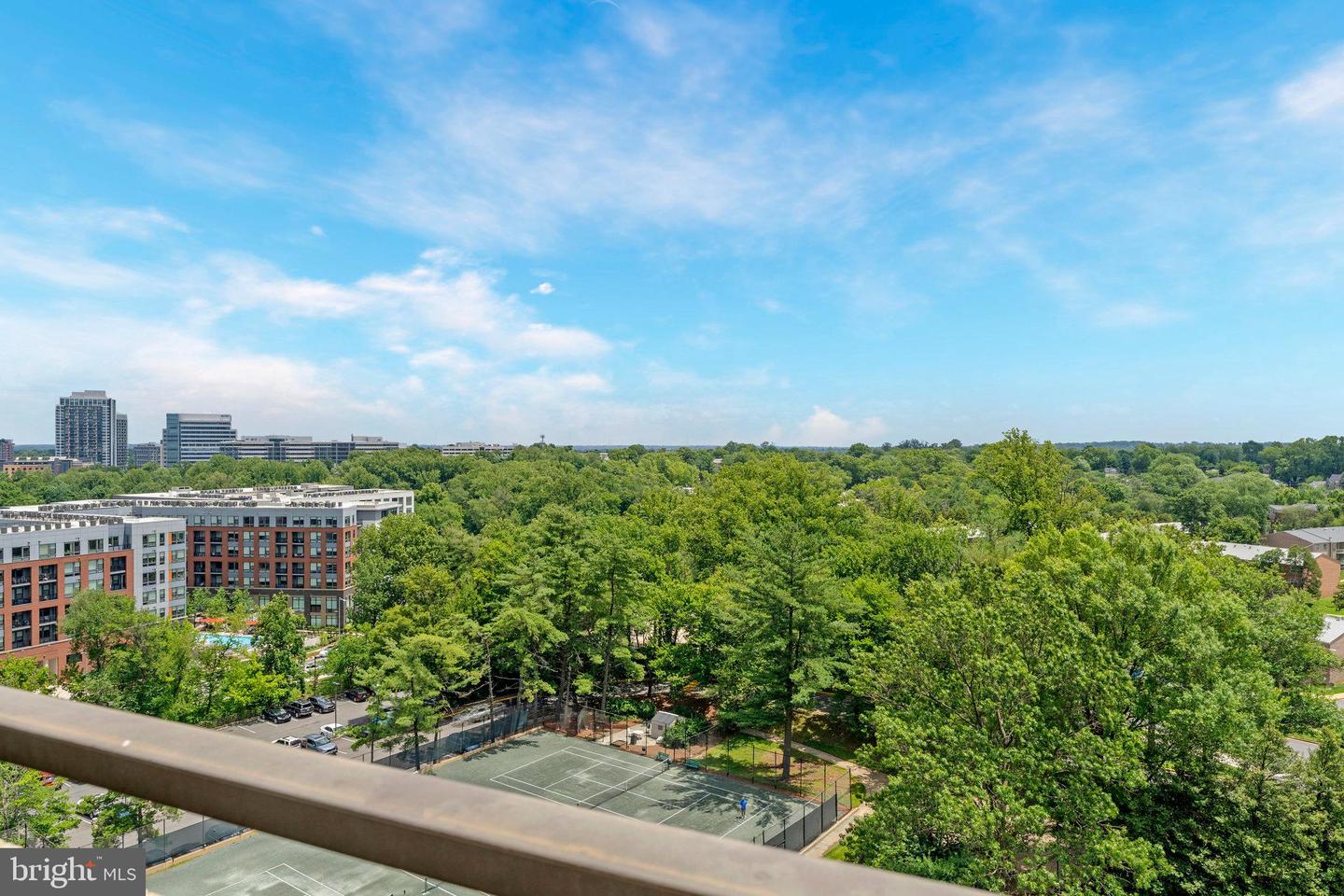 1800 OLD MEADOW RD #903, MCLEAN, Virginia 22102, 2 Bedrooms Bedrooms, ,2 BathroomsBathrooms,Residential,For sale,1800 OLD MEADOW RD #903,VAFX2249014 MLS # VAFX2249014