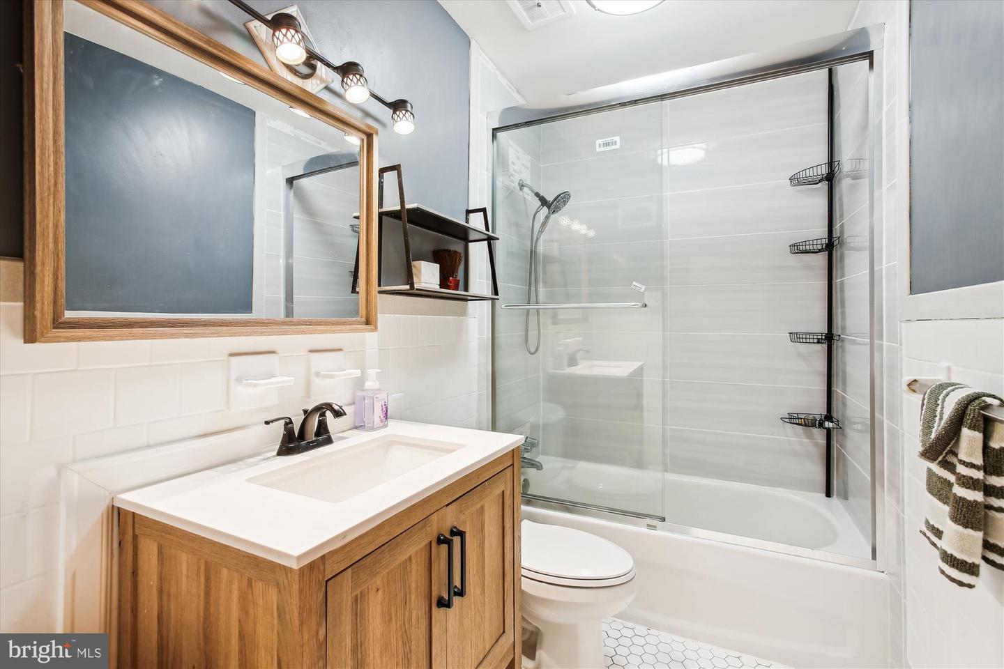7108 WALDORF LN, FALLS CHURCH, Virginia 22046, 4 Bedrooms Bedrooms, ,3 BathroomsBathrooms,Residential,For sale,7108 WALDORF LN,VAFX2249040 MLS # VAFX2249040