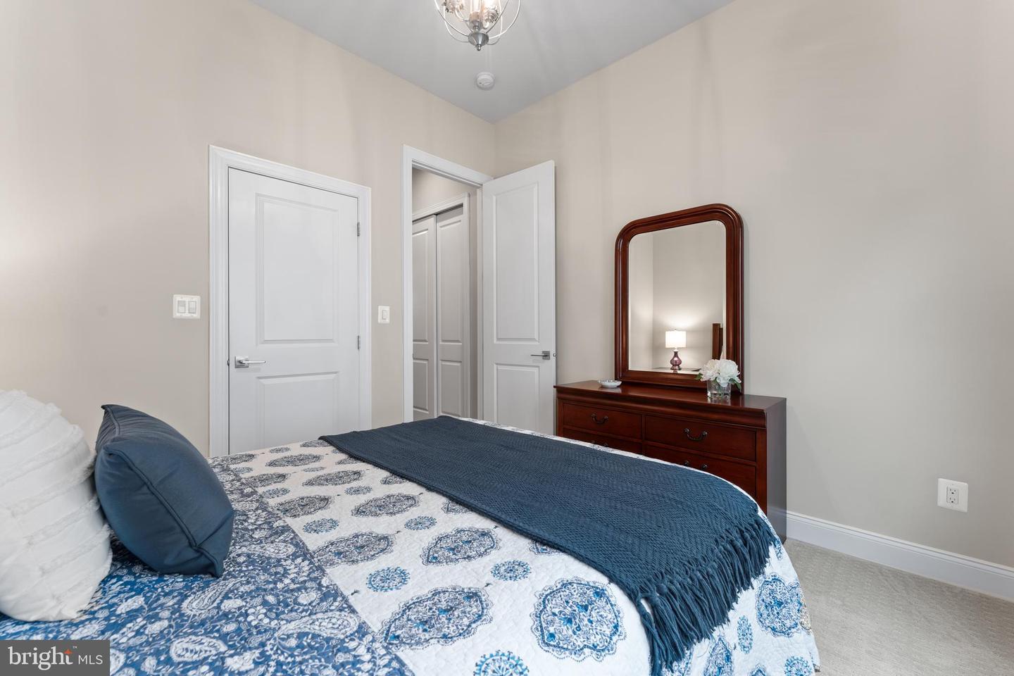 6238 CHANCELLORSVILLE DR, GAINESVILLE, Virginia 20155, 3 Bedrooms Bedrooms, ,3 BathroomsBathrooms,Residential,For sale,6238 CHANCELLORSVILLE DR,VAPW2097498 MLS # VAPW2097498