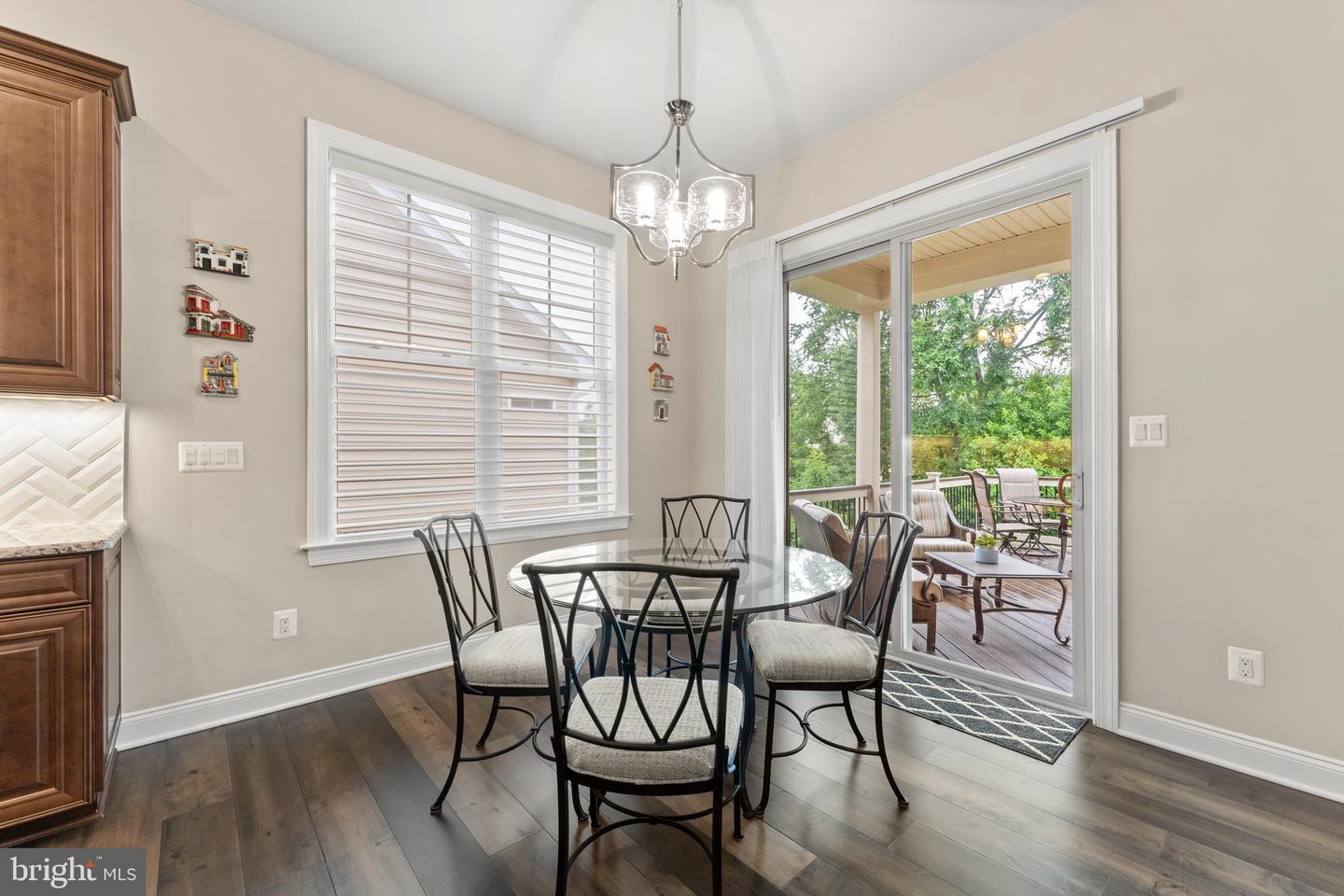 6238 CHANCELLORSVILLE DR, GAINESVILLE, Virginia 20155, 3 Bedrooms Bedrooms, ,3 BathroomsBathrooms,Residential,For sale,6238 CHANCELLORSVILLE DR,VAPW2097498 MLS # VAPW2097498