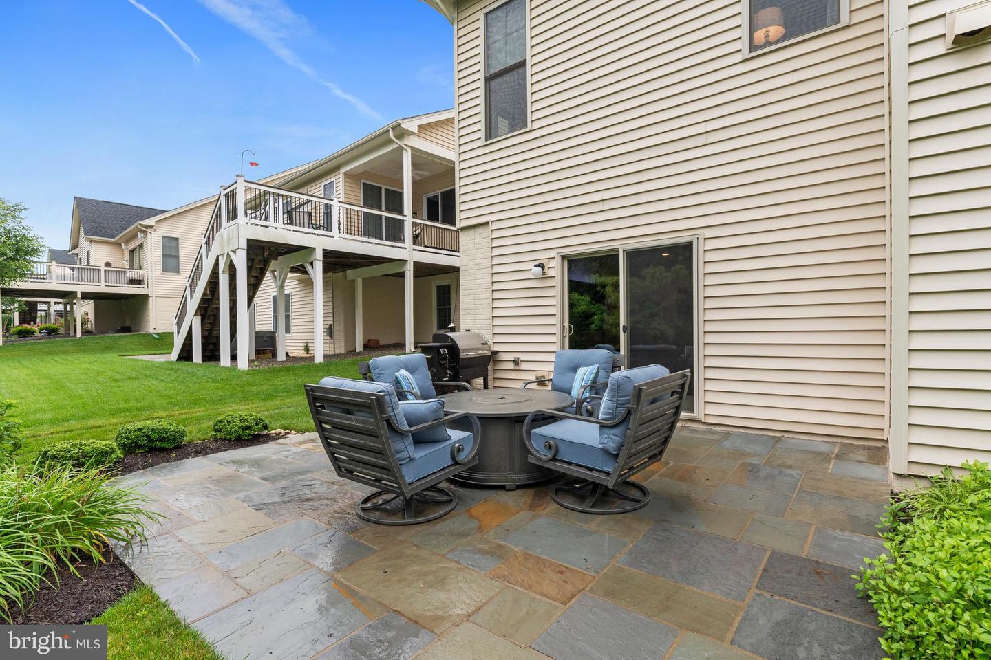 6238 CHANCELLORSVILLE DR, GAINESVILLE, Virginia 20155, 3 Bedrooms Bedrooms, ,3 BathroomsBathrooms,Residential,For sale,6238 CHANCELLORSVILLE DR,VAPW2097498 MLS # VAPW2097498