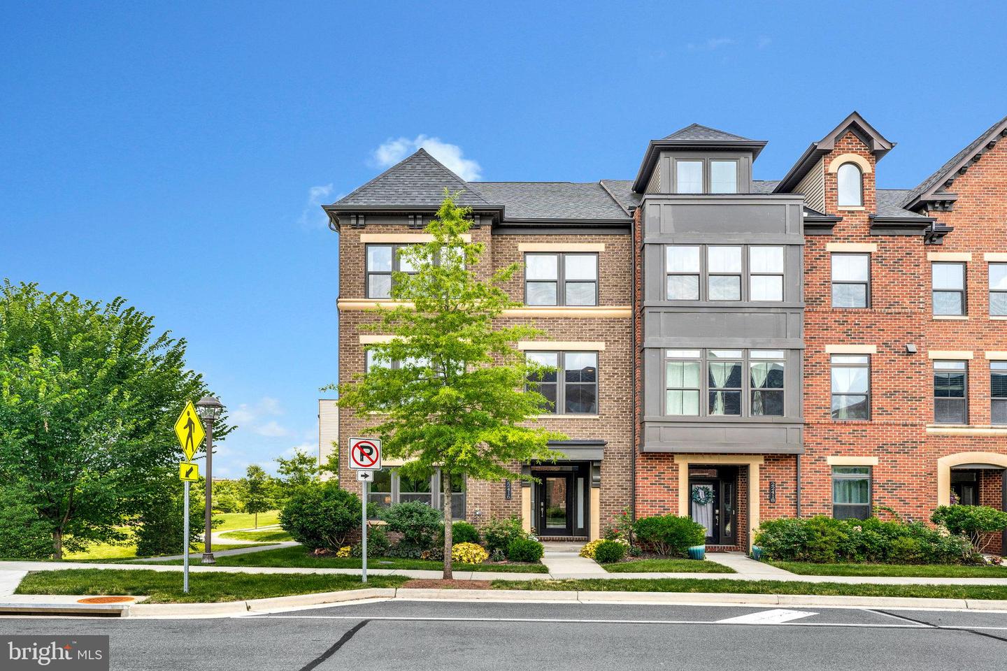 22416 PHILANTHROPIC DR, ASHBURN, Virginia 20148, 5 Bedrooms Bedrooms, 12 Rooms Rooms,4 BathroomsBathrooms,Residential,For sale,22416 PHILANTHROPIC DR,VALO2100114 MLS # VALO2100114