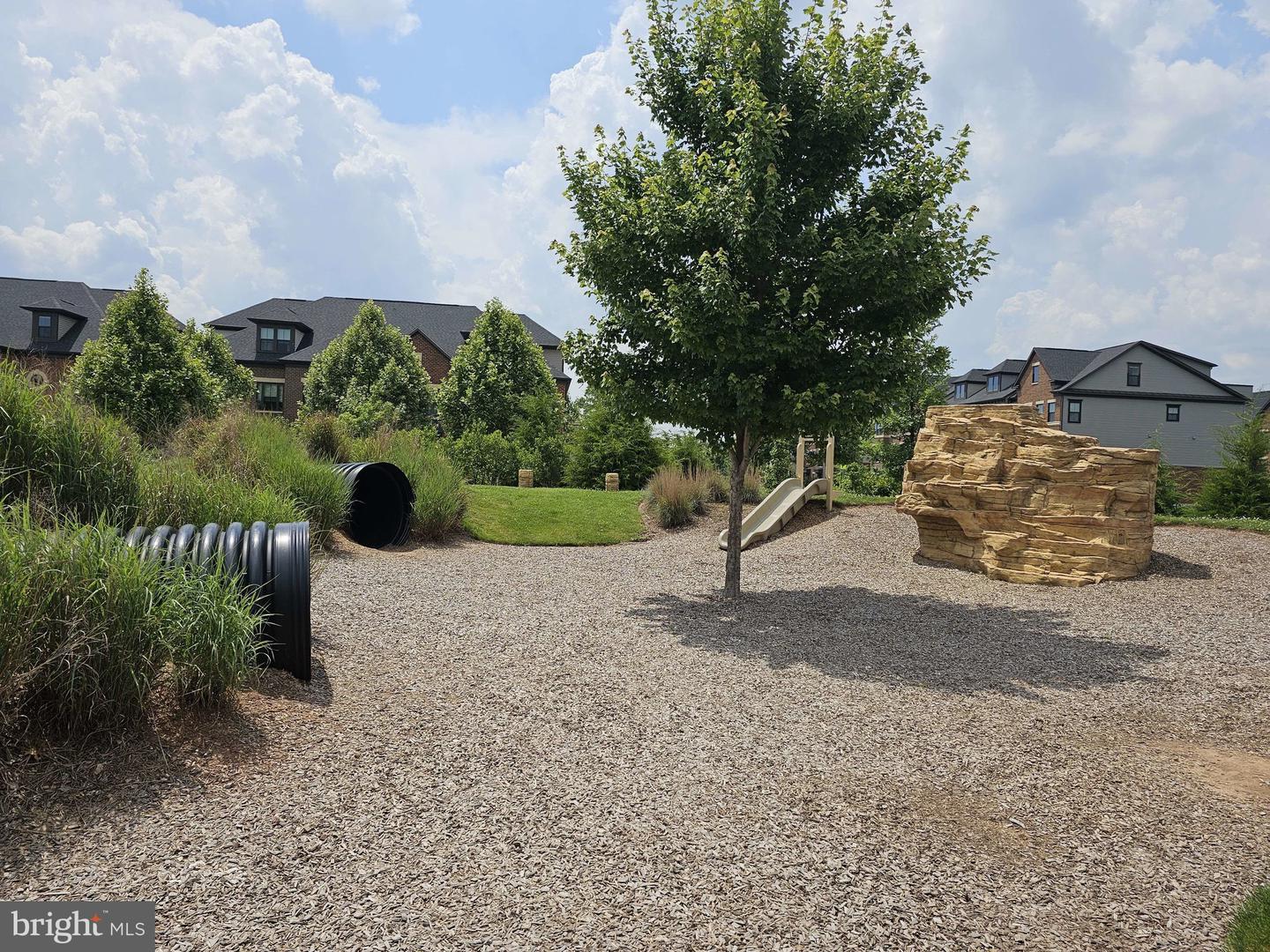 22416 PHILANTHROPIC DR, ASHBURN, Virginia 20148, 5 Bedrooms Bedrooms, 12 Rooms Rooms,4 BathroomsBathrooms,Residential,For sale,22416 PHILANTHROPIC DR,VALO2100114 MLS # VALO2100114