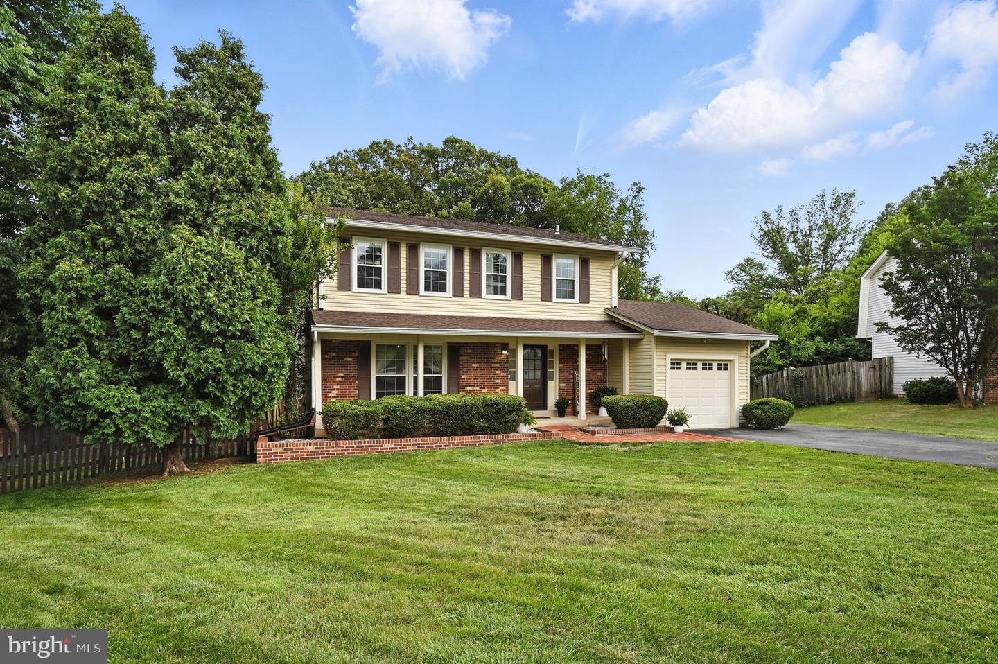 8953 JASMINE CT, MANASSAS, Virginia 20110, 3 Bedrooms Bedrooms, ,2 BathroomsBathrooms,Residential,For sale,8953 JASMINE CT,VAMN2008542 MLS # VAMN2008542