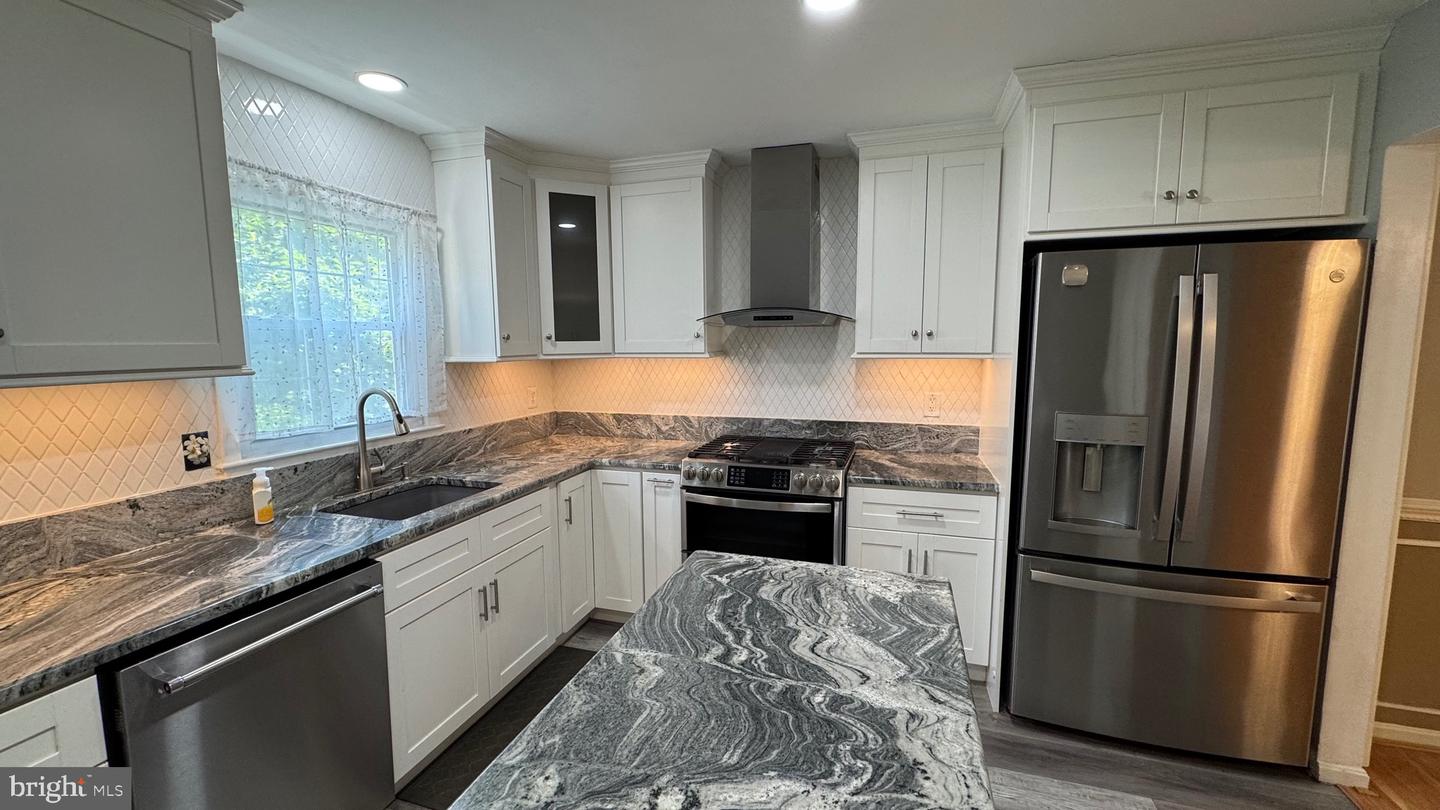 7709 GROMWELL CT, SPRINGFIELD, Virginia 22152, 3 Bedrooms Bedrooms, ,3 BathroomsBathrooms,Residential,For sale,7709 GROMWELL CT,VAFX2248812 MLS # VAFX2248812