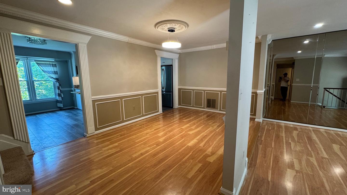 7709 GROMWELL CT, SPRINGFIELD, Virginia 22152, 3 Bedrooms Bedrooms, ,3 BathroomsBathrooms,Residential,For sale,7709 GROMWELL CT,VAFX2248812 MLS # VAFX2248812
