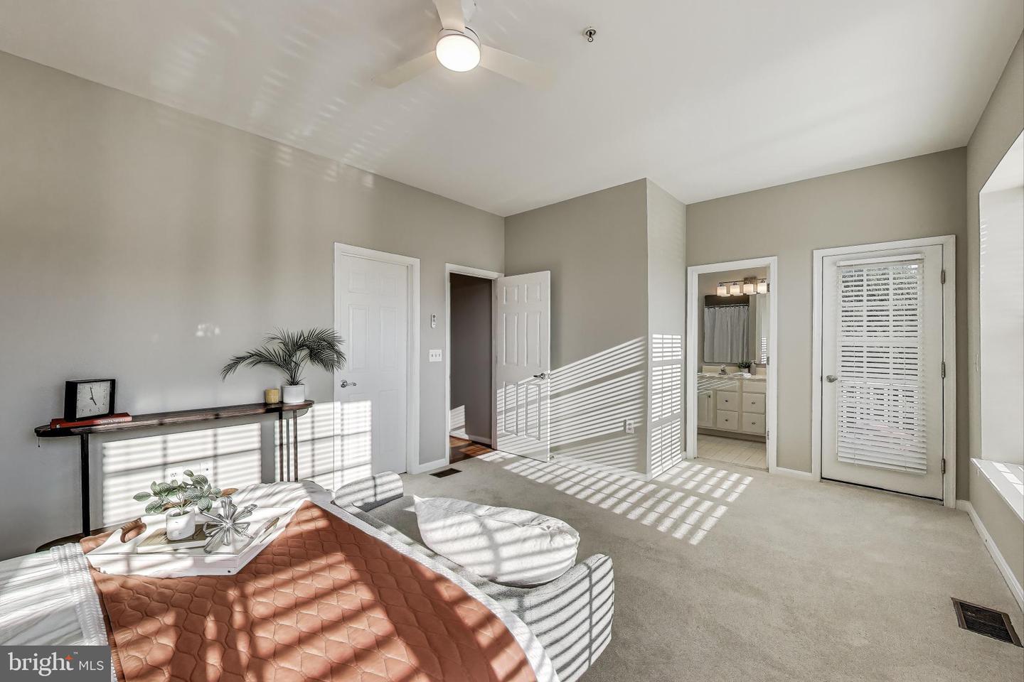 1869 CEDAR COVE WAY #101, WOODBRIDGE, Virginia 22191, 3 Bedrooms Bedrooms, ,2 BathroomsBathrooms,Residential,For sale,1869 CEDAR COVE WAY #101,VAPW2097388 MLS # VAPW2097388