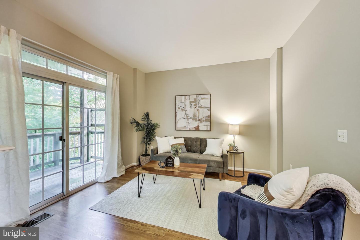 1869 CEDAR COVE WAY #101, WOODBRIDGE, Virginia 22191, 3 Bedrooms Bedrooms, ,2 BathroomsBathrooms,Residential,For sale,1869 CEDAR COVE WAY #101,VAPW2097388 MLS # VAPW2097388