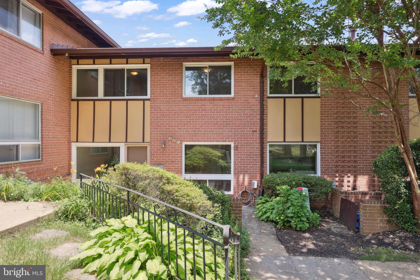 10131 FAIR WOODS DR, FAIRFAX, Virginia 22030, 3 Bedrooms Bedrooms, ,1 BathroomBathrooms,Residential,For sale,10131 FAIR WOODS DR,VAFC2006500 MLS # VAFC2006500