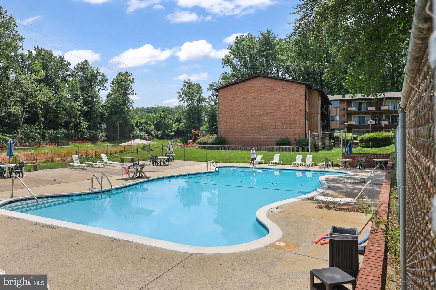 10131 FAIR WOODS DR, FAIRFAX, Virginia 22030, 3 Bedrooms Bedrooms, ,1 BathroomBathrooms,Residential,For sale,10131 FAIR WOODS DR,VAFC2006500 MLS # VAFC2006500